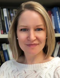 Dr. Amanda Thayer